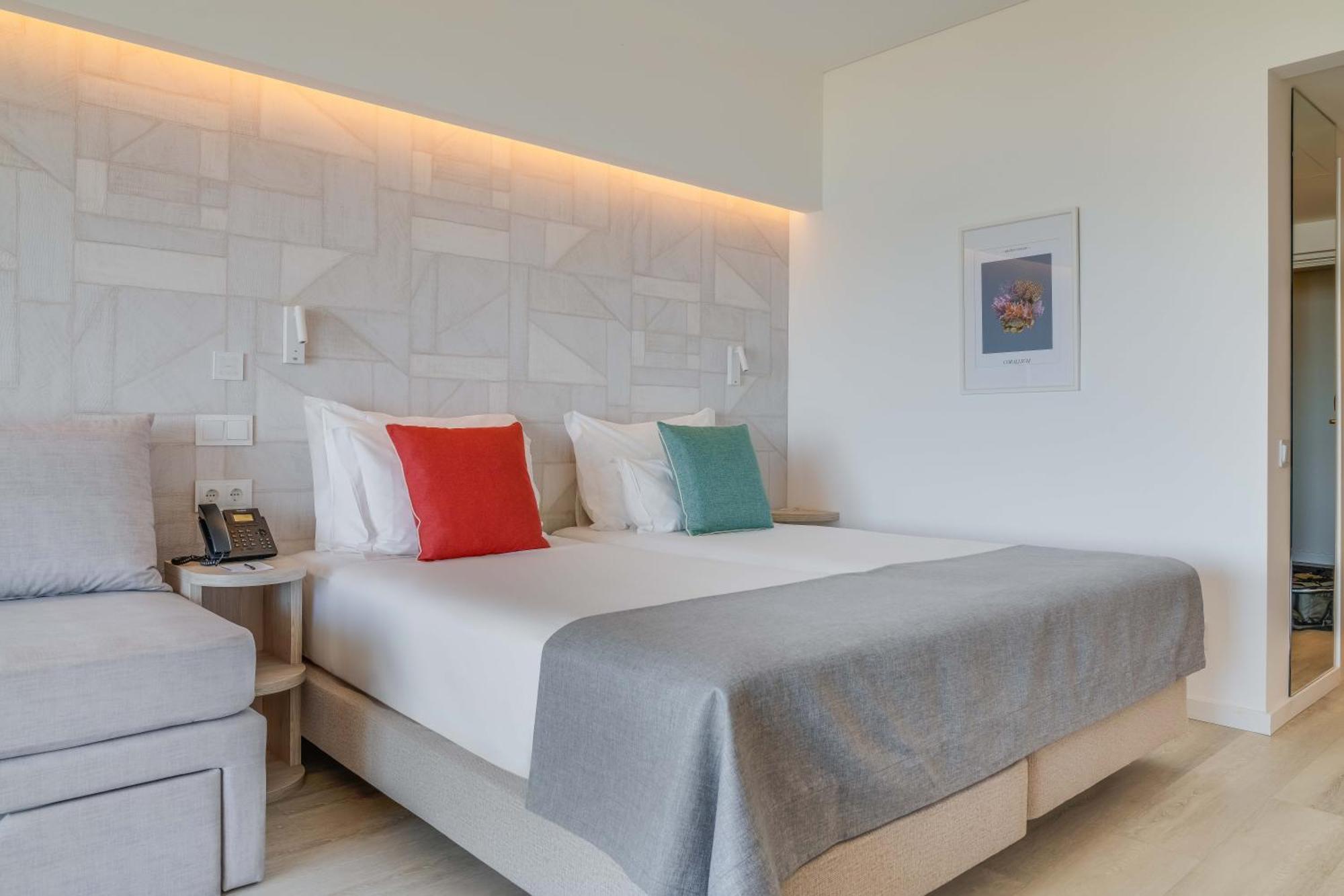 Pestana Blue Alvor Beach Εξωτερικό φωτογραφία A bedroom at the hotel